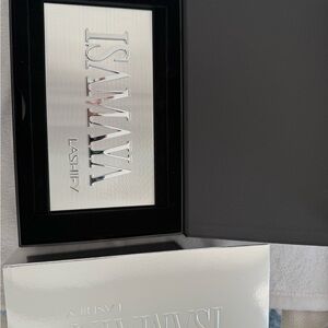 Lashify ISAMAYA Lashify Branded Lash Set - Black and White